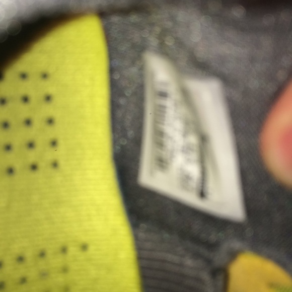 Lebron 10 sonic yellow - Picture 2 of 3